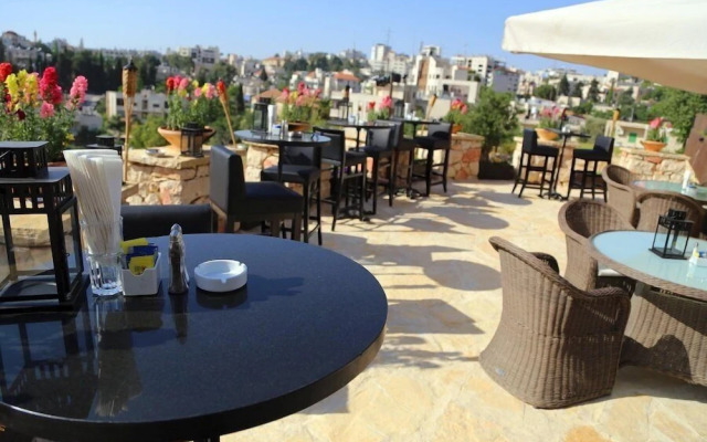 Ankars Suites & Hotel