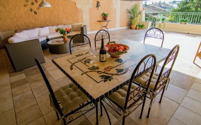 Historical Villa in Thezan-les-Beziers with Garden