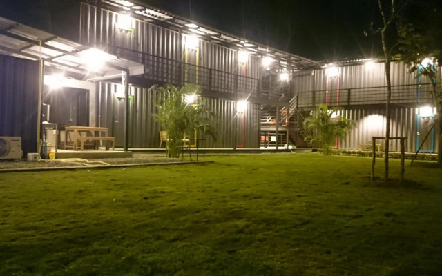 Na-tub Hostel