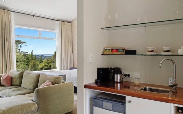 Woodhouse Mountain Lodge