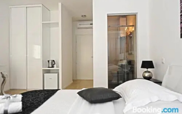 Tinel Superior Residence