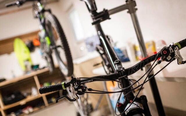 Apartment Cinch Residence Bun Ste