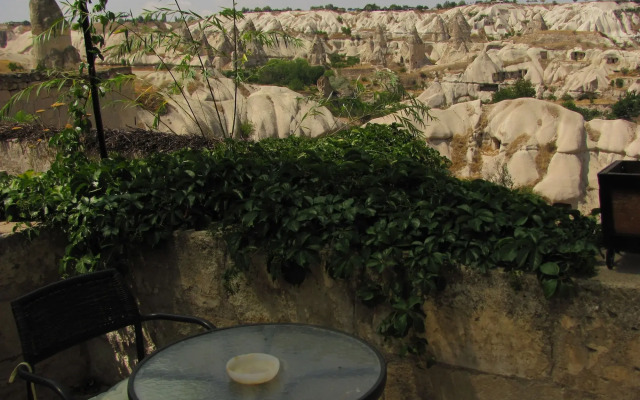 Serenity Cave Suites