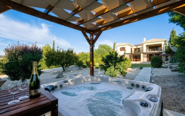 3 BR Villa Kedros - APH 3607