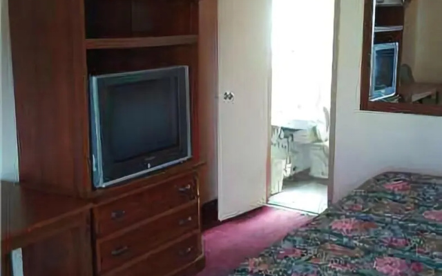 Shamrock Motel
