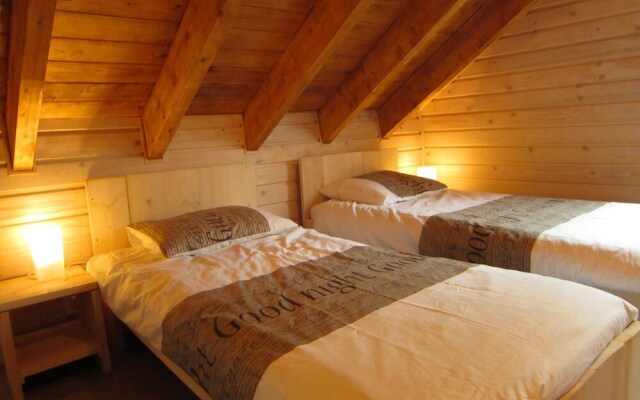 Cozy Chalet in Oignies-en-Thierache with Sauna