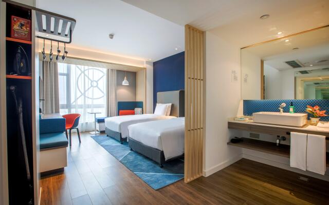 Holiday Inn Express Zhangjiagang Free Trade Zone by IHG