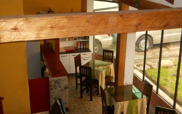 Hostal Goya Andina