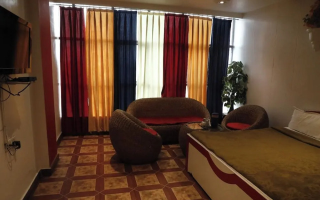 Hotel Om Complex