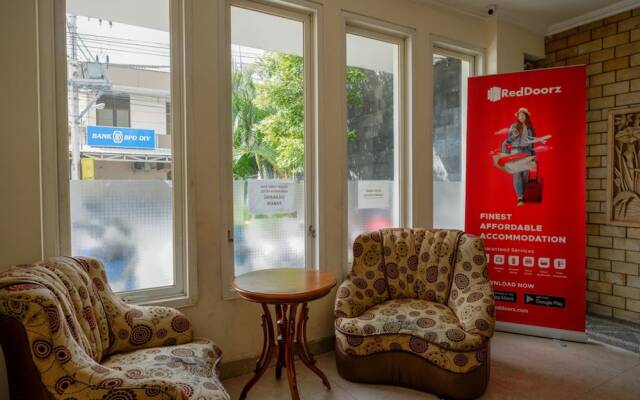 Reddoorz Near Lempuyangan Train Station
