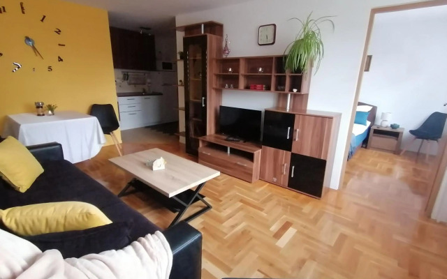 Apartman Alina - free public parking