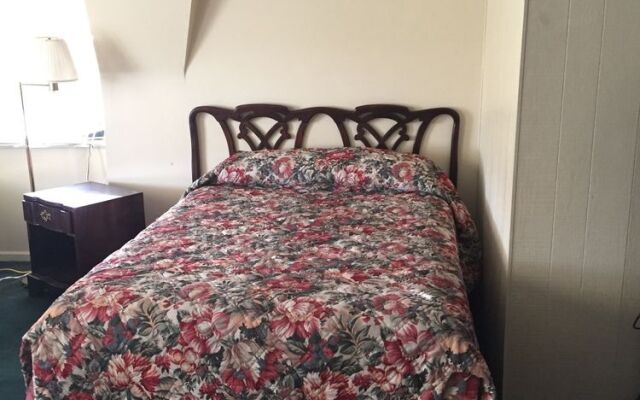 Red Carpet Inn Piqua