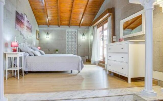 Daniel's Luxury House - Ocean View and Heated Pool