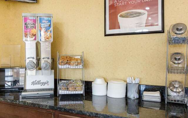 Econo Lodge Fredericksburg near I-95