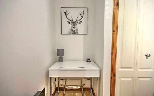 5 Argyle Place Dornoch