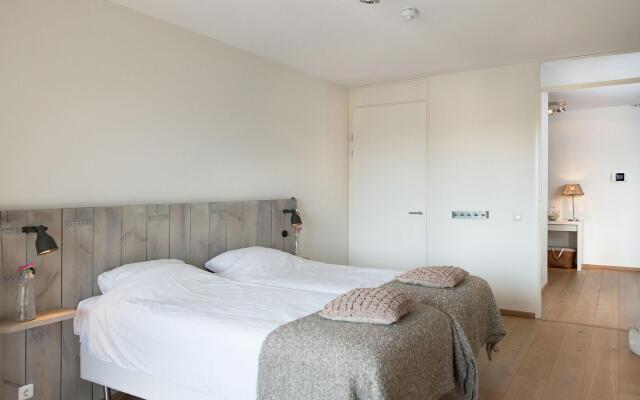 Modern Apartment in The Hague With Balcony