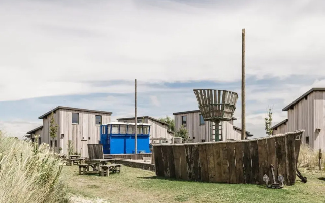 Rustic Beach Getaway w/ Bikes