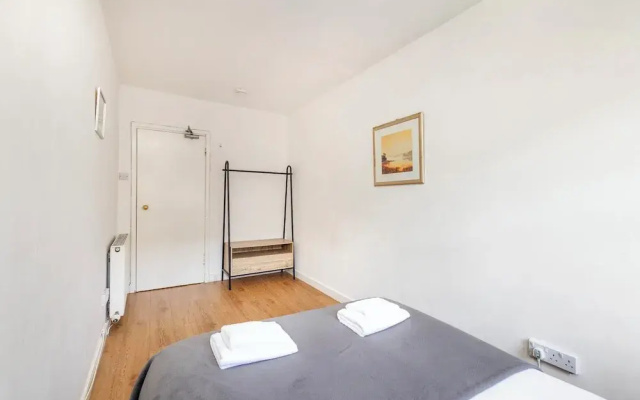 Charming City Apartment on Royal Mile