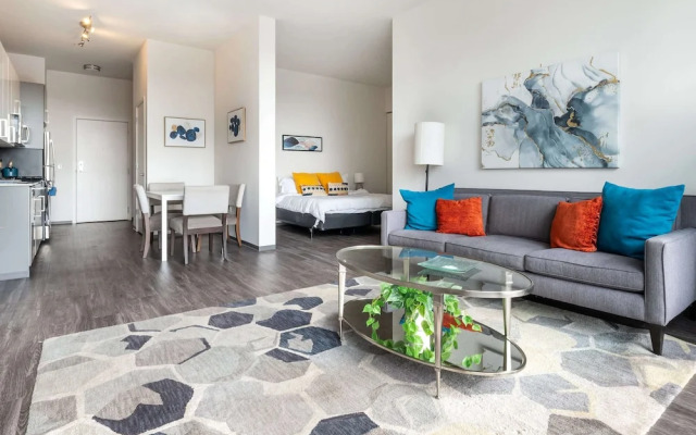 New & Modern  Lux City Escape