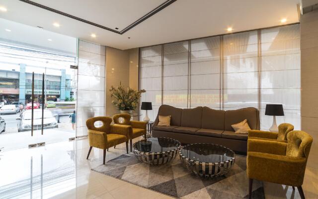 West Avenue Suites