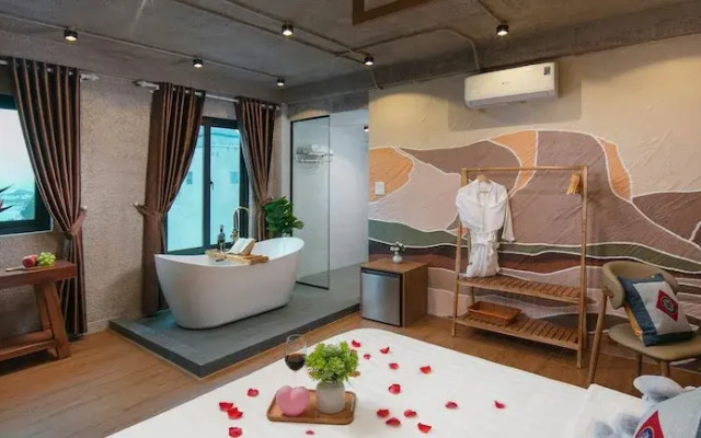 Wanderlust Station Hostel