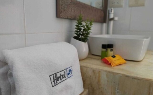 Hotel 25