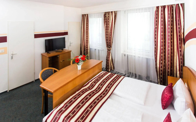 Hotel Condor