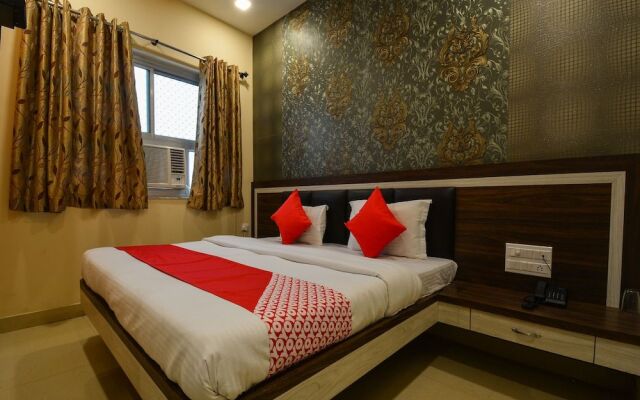 Oyo 19832 Hotel New Mahatma