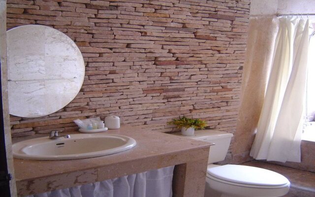 Hakuna Matata Nature Resort