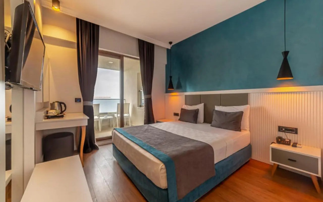 Tema 242 Hotel