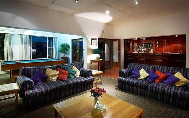 Burley House - Guest House