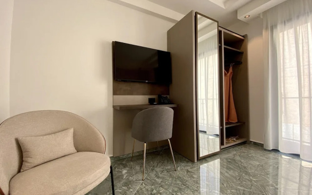 Salemare Rooms & Suites