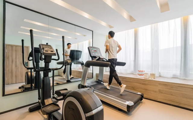 Atour Hotel Zhenjiang Railway Station Nanxu Avenue