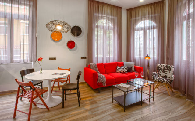 Gran Marina Suites