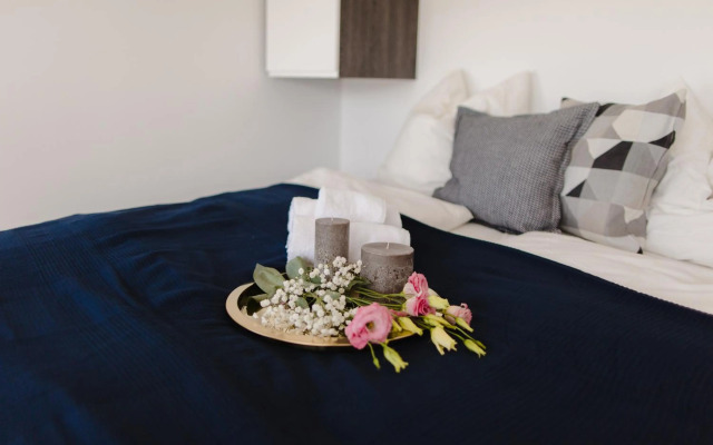 Alexandra Apartments