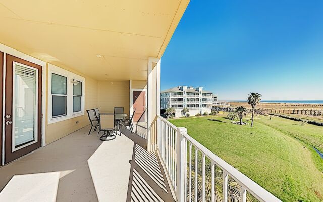 Pointe West #203 - 3 Br Condo