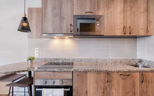 Livensa Living Studios Valencia Marina Real