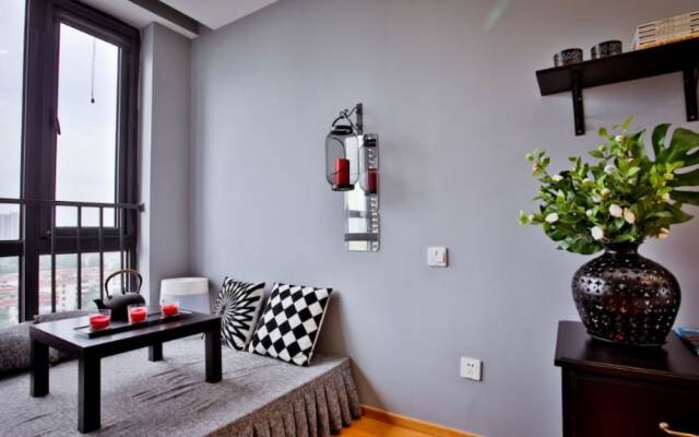 Royal Garden Apartment