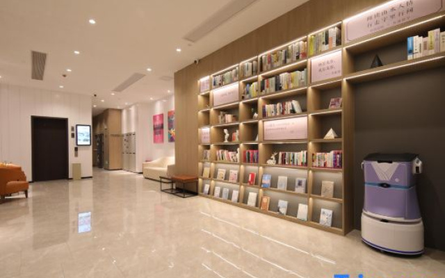 HanTing Hotel (Huangshi North Railway Station Baima Road)