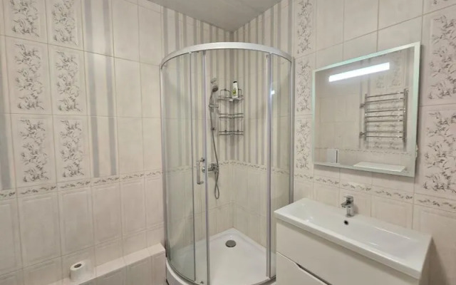 Apartments Kvartirki NN on Respublikanskaya street, 43,  3