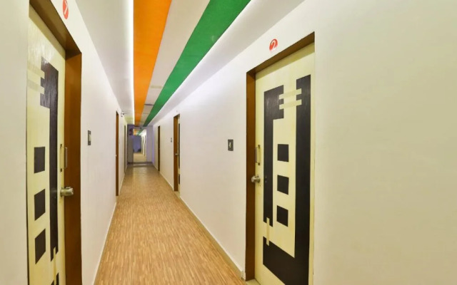 Hotel Day Night Stay By OYO Rooms