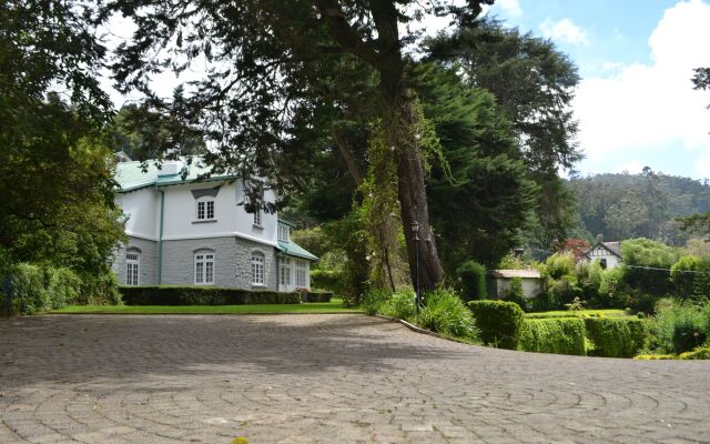 Brockenhurst Villa