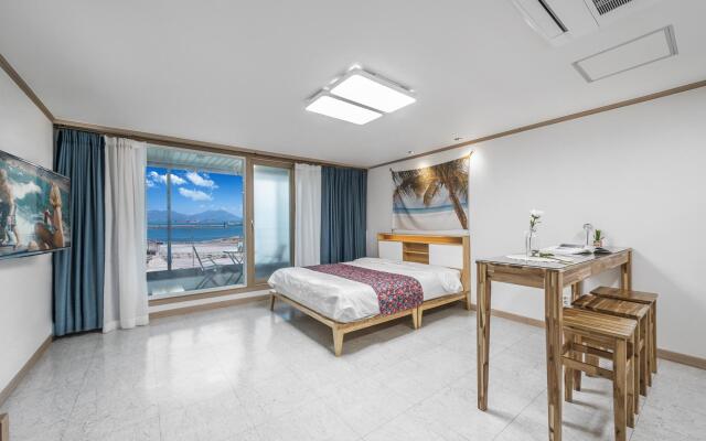 Yeosu Haedenview Pension