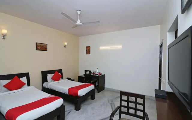 OYO 595 Hotel Aravali View