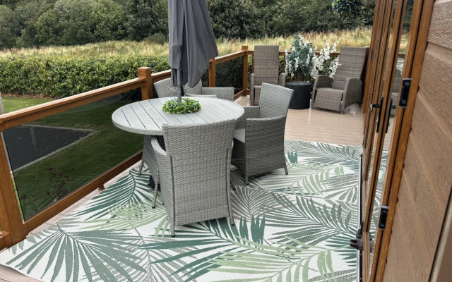 Edinburgh Lodge-sleeps 6-pet Friendly-beach&views