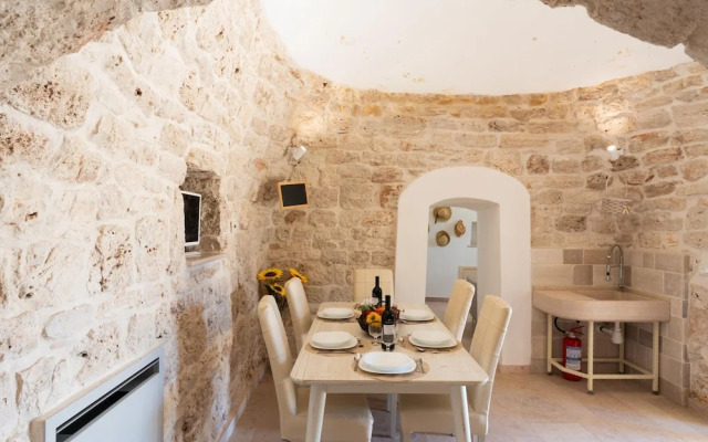 Trulli Aletheia con Piscina Privata