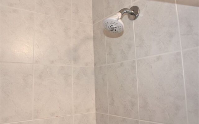 Jamaica Royale - T43 - 2 Br Condo