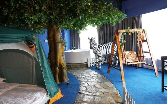 Luoyang Provence Theme Hotel