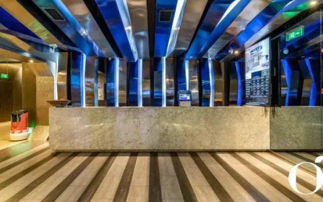 Orange Hotel (Dalian Qingniwaqiao Subway Station)