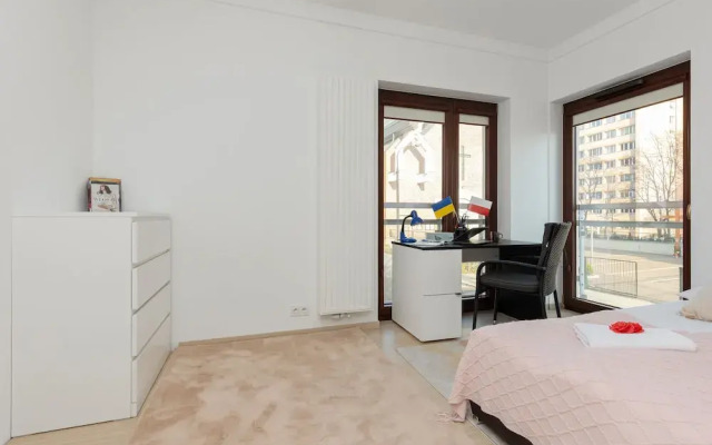 Warsaw Apartment Home Office by Renters